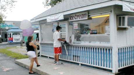 DipperDan’sIceCream Stand